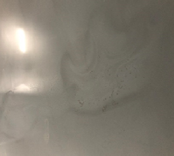 에폭시 페인트의 아민 브러싱 현상